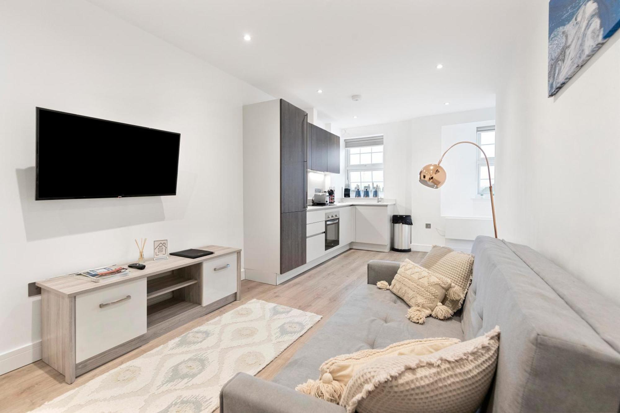 Bright And Spacious Apartment - Excellent Location Лондон Экстерьер фото